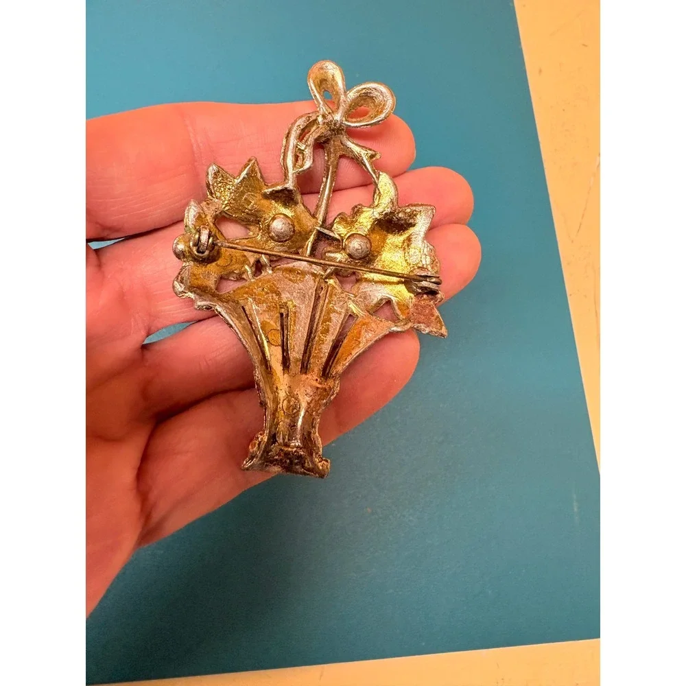 Vintage Brooch Pin Lot 4pc Floral Basket Amber Sunburst Purple Stone Leaf Gold